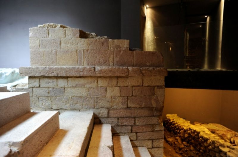 nun_spa_museum_particolare_interno