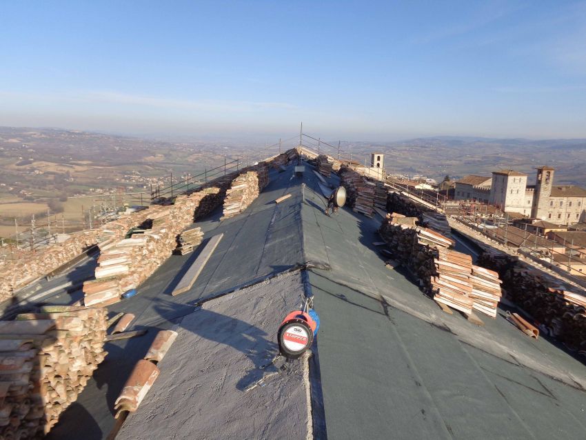tempio_san_fortunato_todi_copertura_impermeabilizzazioni